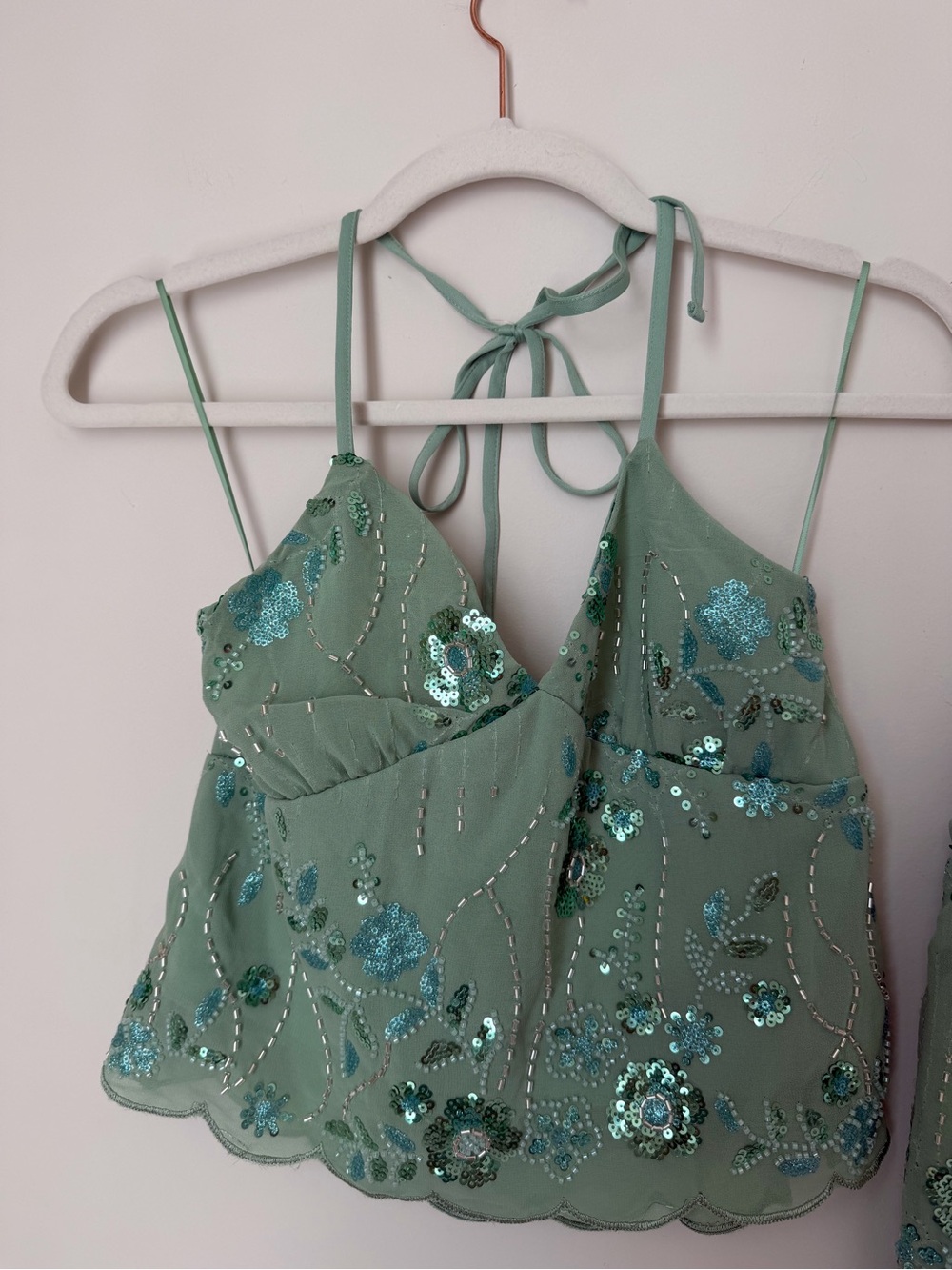 Green beaded Sequins floral halter Top & Mini Skirt two piece set - Picture 6 of 8